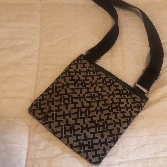 Crossbody bag black and brown new. - Picture 2 of 4